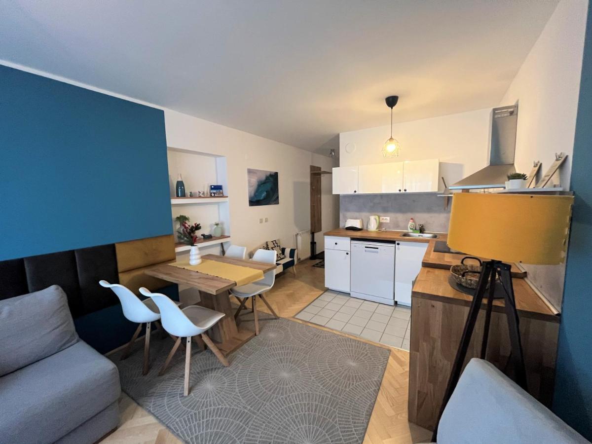 Apartma Cosy - Downtown With Own Parking Spot In The Garage *