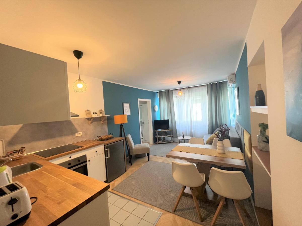Cosy - Downtown With Own Parking Spot In The Garage Apartmán *