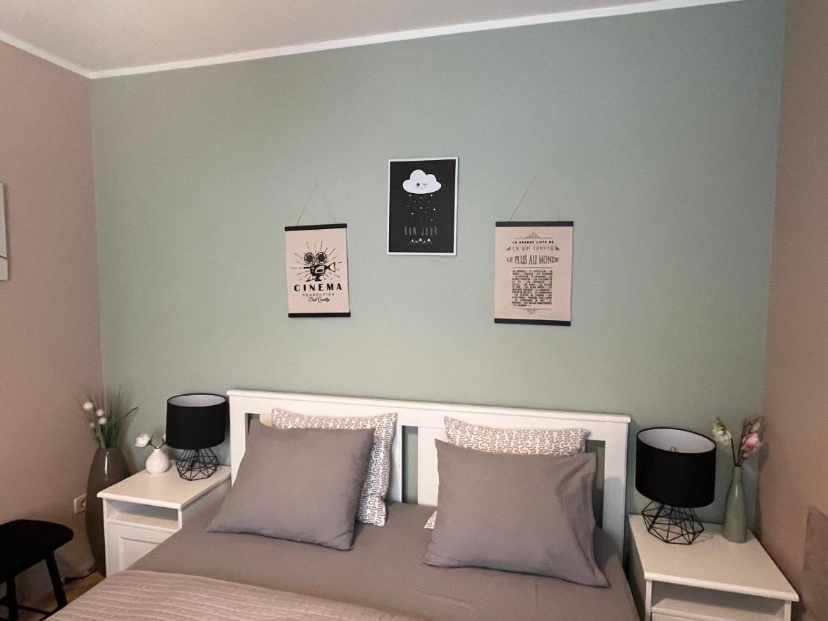 Apartmán Cosy - Downtown With Own Parking Spot In The Garage Záhřeb